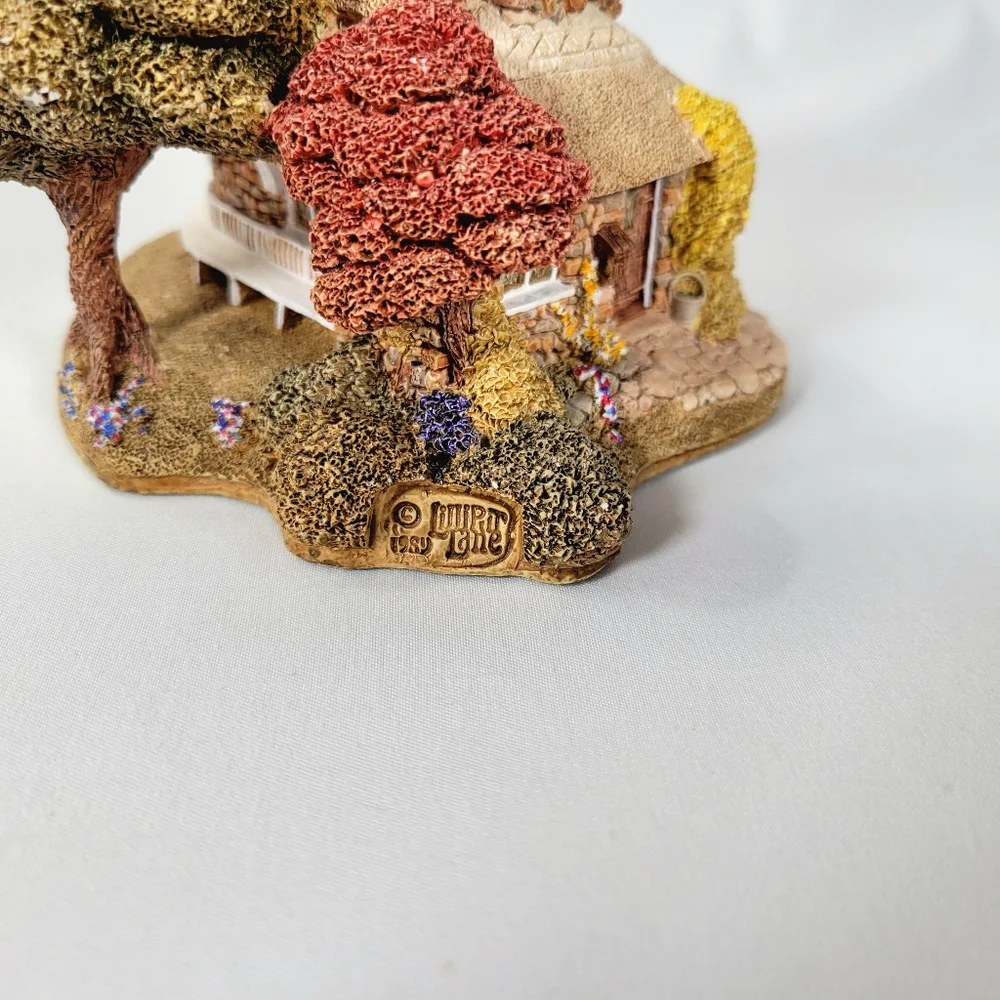 Lilliput Lane 